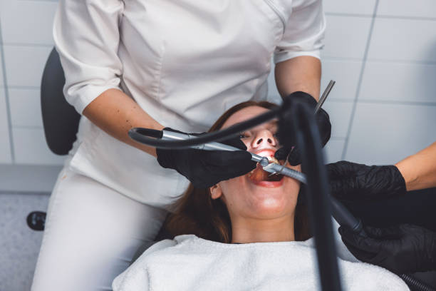 Best Weekend Emergency Dentist in South Barrington, IL