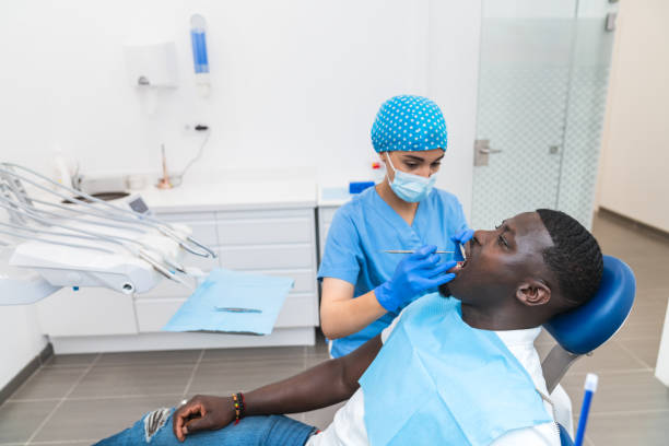 Best Orthodontic Emergency Dentist in South Barrington, IL